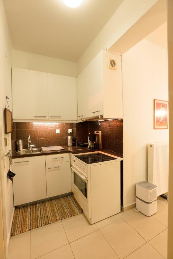 Katia'S Pepper Tree Apartment Heraklion  Exterior photo